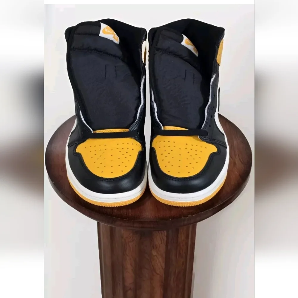 Nike Jordan 1 Retro High OG Yellow Toe (555088-711) Men's Size 10 New In Box - Picture 2 of 13